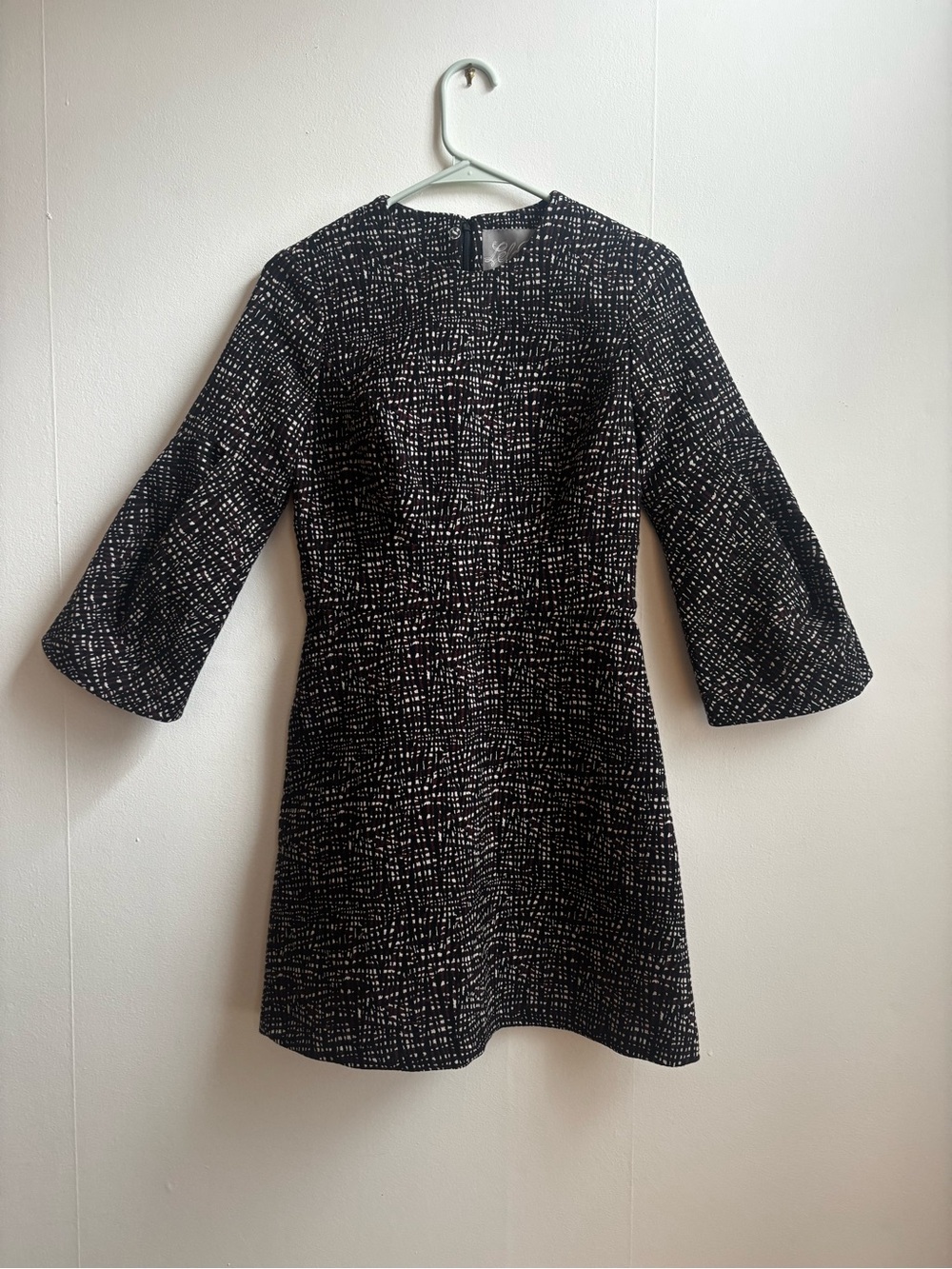 EUC: Lela Rose Burgundy/Black/White Structured Mini Dress